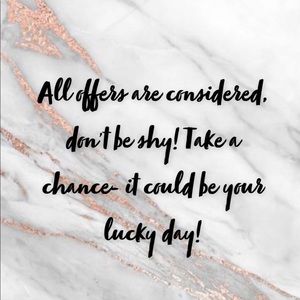 Make Me An Offer! 🌸✨🎀🛍